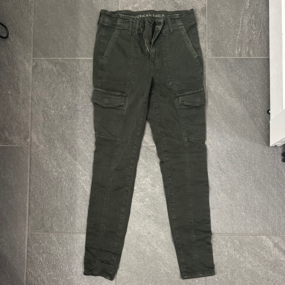 American Eagle Green Cargo Pants